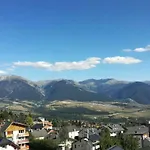 Le 1800 - Vue Sur La Chaine Des Pyrenees - Plein Sud *