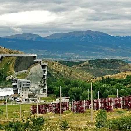 Studio Plein Sud - Vue Panoramique Sur Les Pyrenees - Proche Du Centre Ville Et Du Telecabine Appartement *
